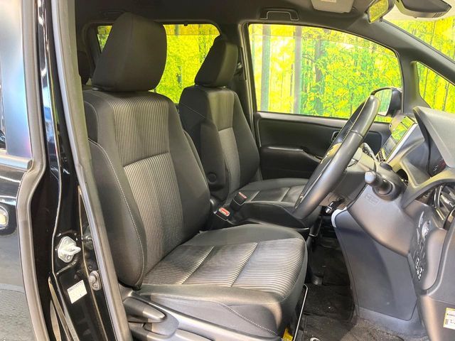 TOYOTA VOXY 2019 Image 31