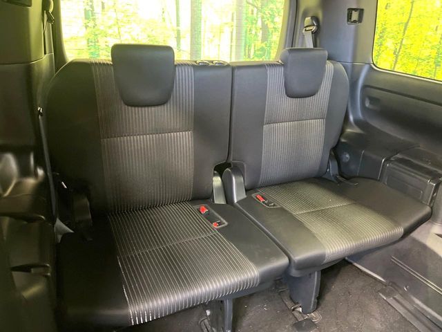 TOYOTA VOXY 2019 Image 31