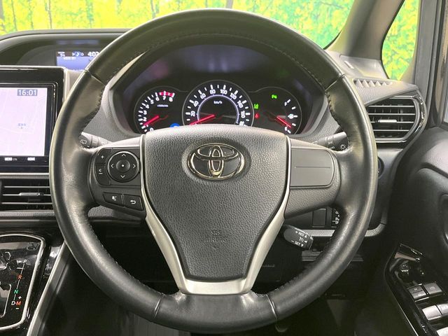 TOYOTA VOXY 2019 Image 31