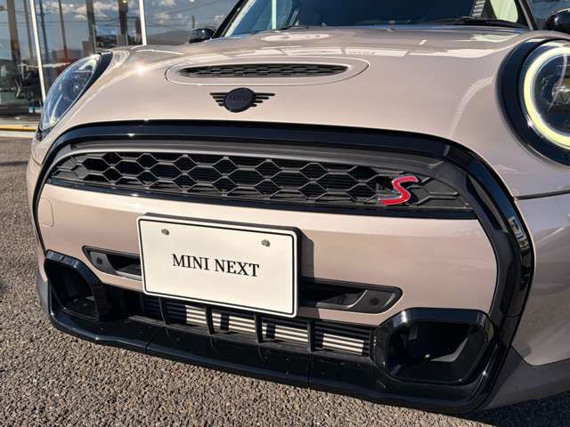 BMW MINI COOPER SD 5DOOR 2022 Image 31