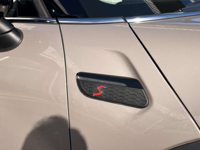 BMW MINI COOPER SD 5DOOR 2022 Image 31