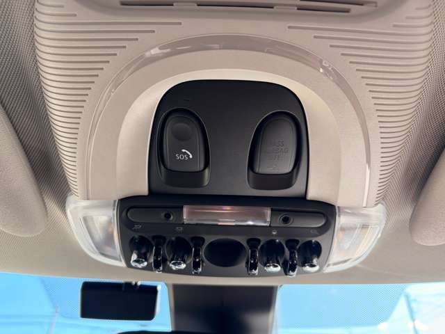 BMW MINI COOPER SD 5DOOR 2022 Image 31