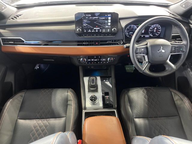 MITSUBISHI OUTLANDER PHEV 2022 Image 31