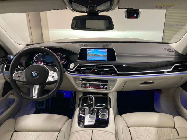 BMW 7SERIES 2020 Image 31