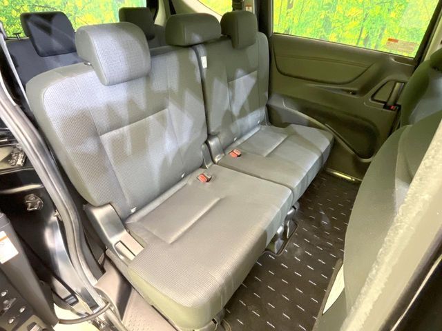 TOYOTA SIENTA HYBRID 2016 Image 31