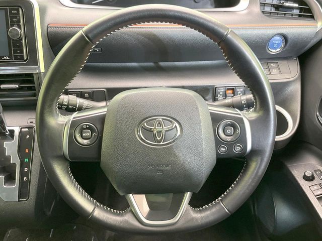 TOYOTA SIENTA HYBRID 2016 Image 31