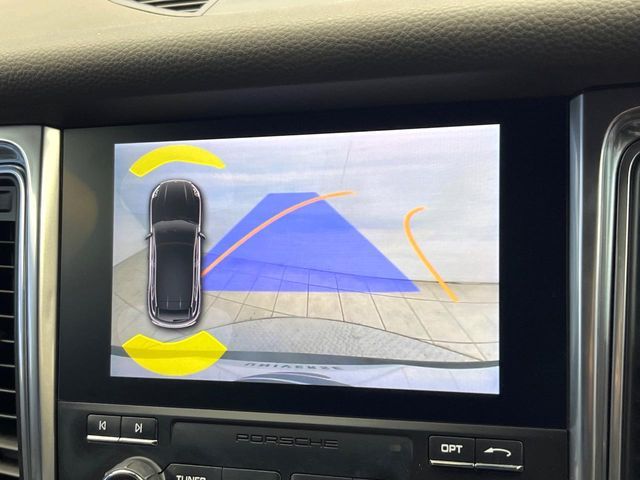 PORSCHE MACAN 2016 Image 31