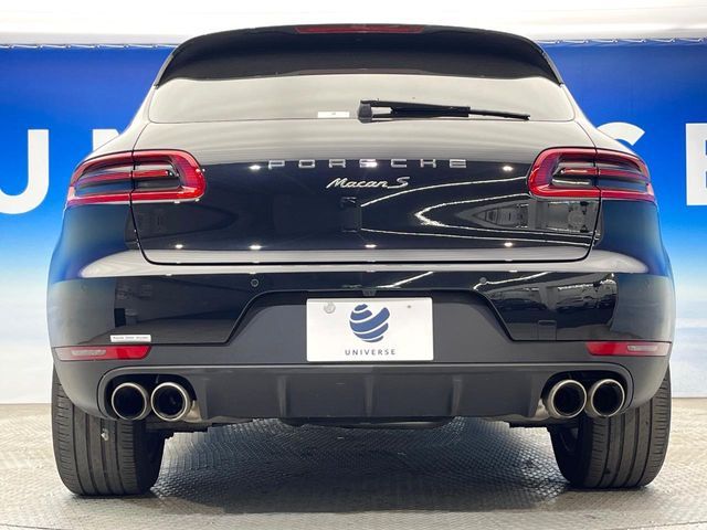 PORSCHE MACAN 2016 Image 31