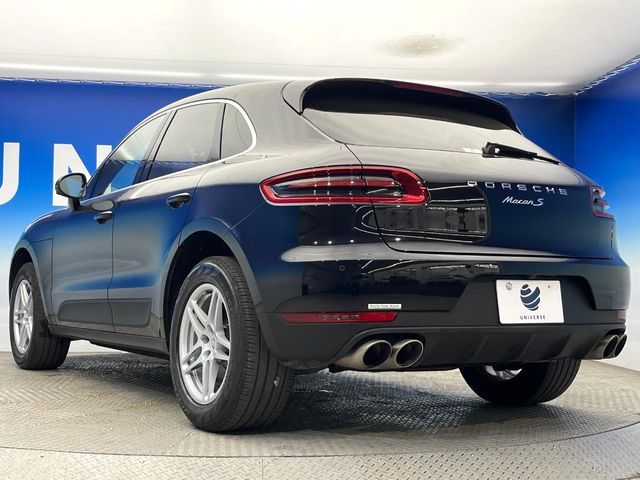 PORSCHE MACAN 2016 Image 31