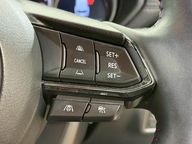 MAZDA CX-8 2023 Image 31