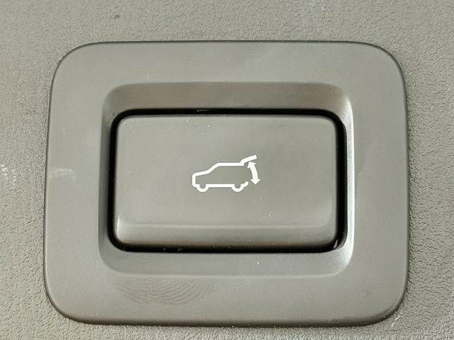 MAZDA CX-8 2023 Image 31