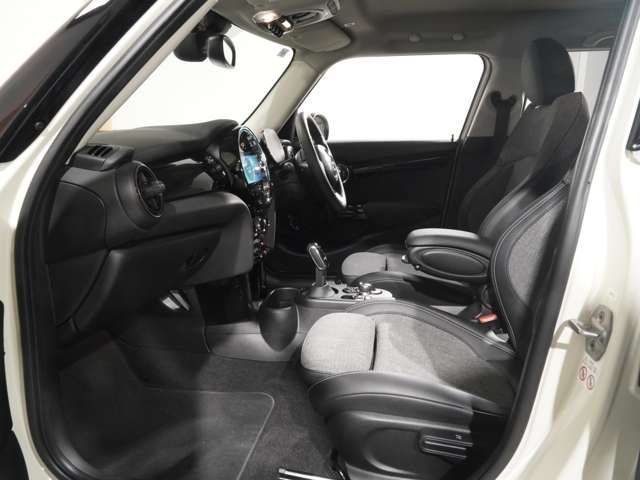 BMW MINI COOPER D 5DOOR 2021 Image 31