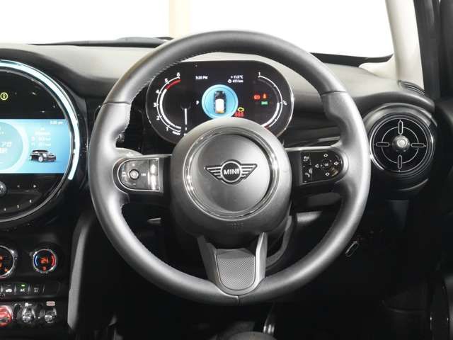 BMW MINI COOPER D 5DOOR 2021 Image 31