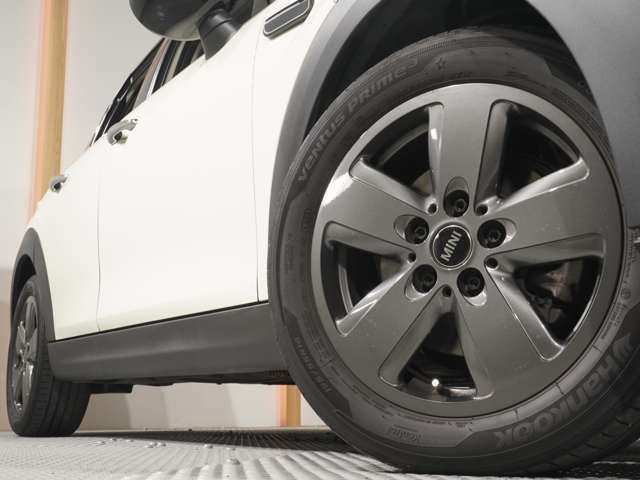 BMW MINI COOPER D 5DOOR 2021 Image 31