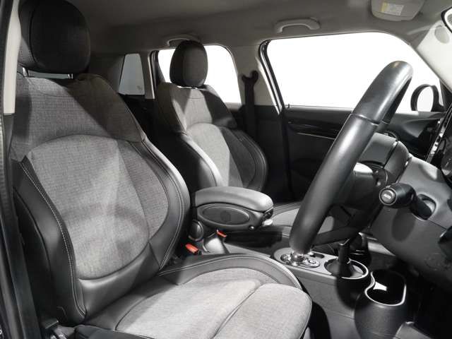 BMW MINI COOPER SD 5DOOR 2023 Image 31