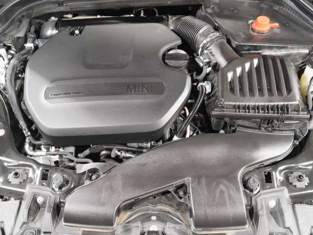 BMW MINI COOPER SD 5DOOR 2023 Image 31