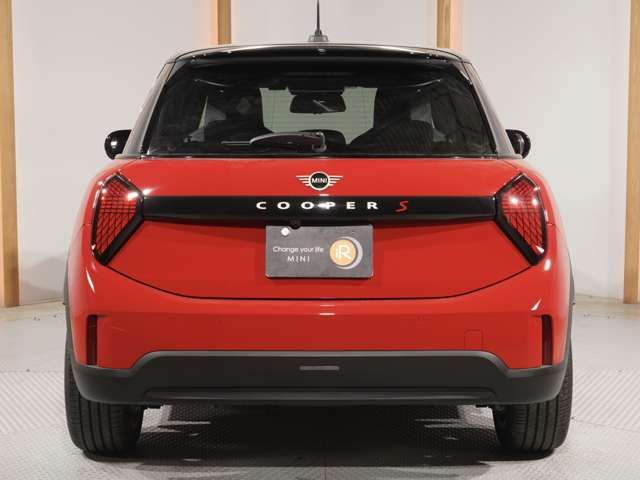 BMW MINI COOPER 5DOOR 2024 Image 31