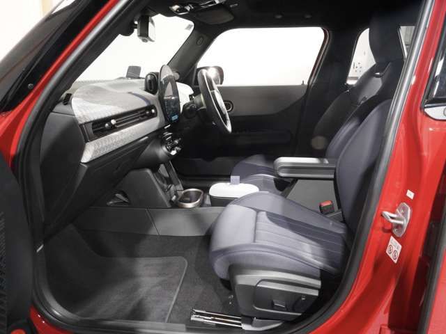 BMW MINI COOPER 5DOOR 2024 Image 31