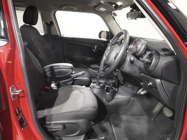 BMW MINI COOPER 5DOOR 2021 Image 31