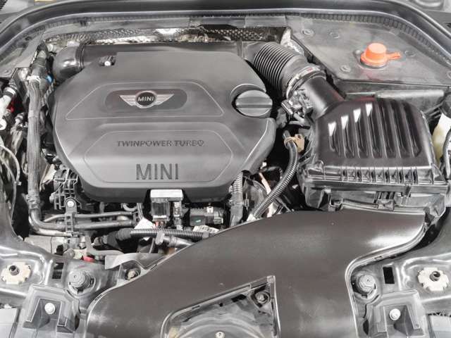 BMW MINI COOPER SD 5 2016 Image 31