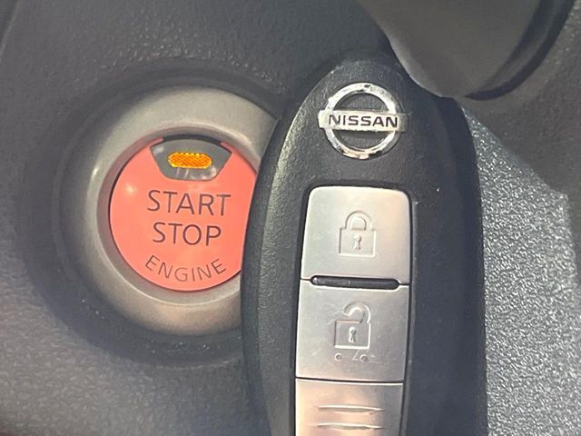 NISSAN JUKE 2012 Image 31