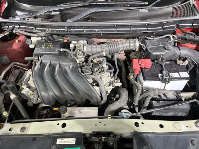 NISSAN JUKE 2012 Image 31