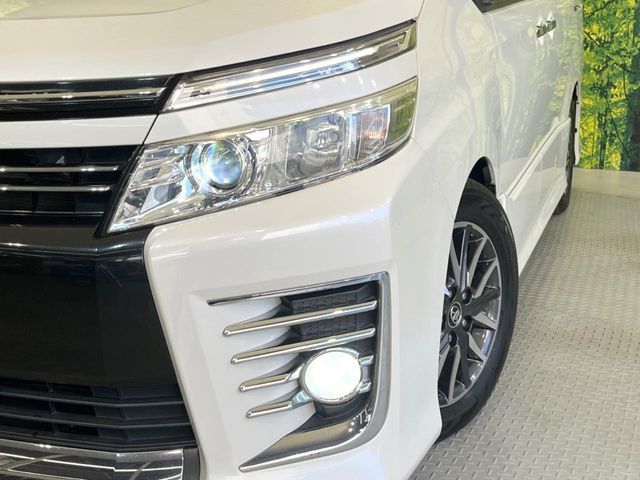 TOYOTA VOXY 2015 Image 31