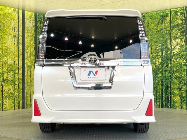 TOYOTA VOXY 2015 Image 31