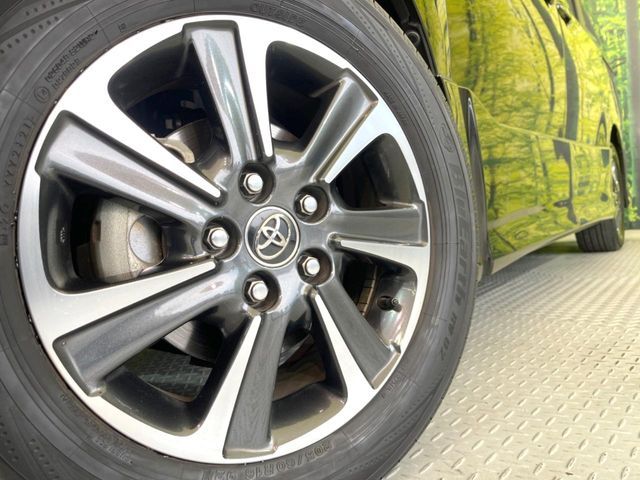 TOYOTA VOXY 2017 Image 31