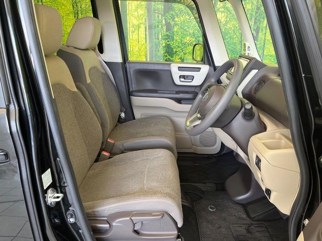 HONDA N BOX 2018 Image 31