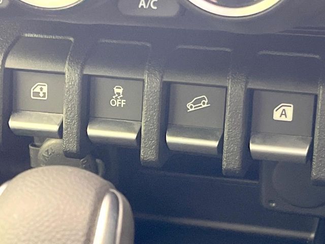 SUZUKI JIMNY NOMADE 2025 Image 31