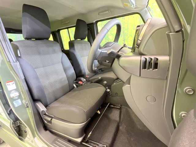 SUZUKI JIMNY NOMADE 2025 Image 31