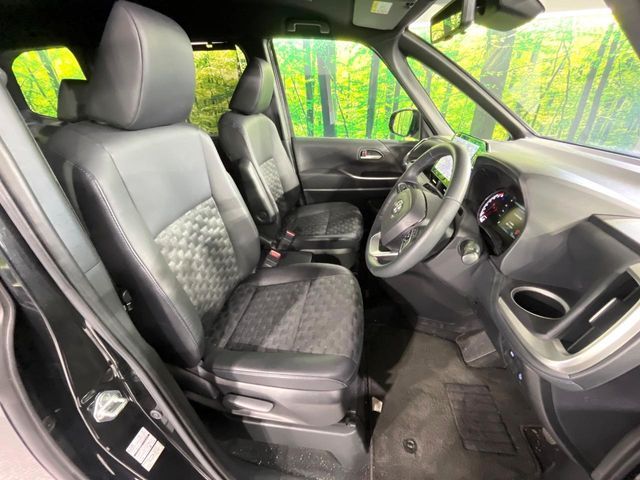 TOYOTA VOXY 2023 Image 31