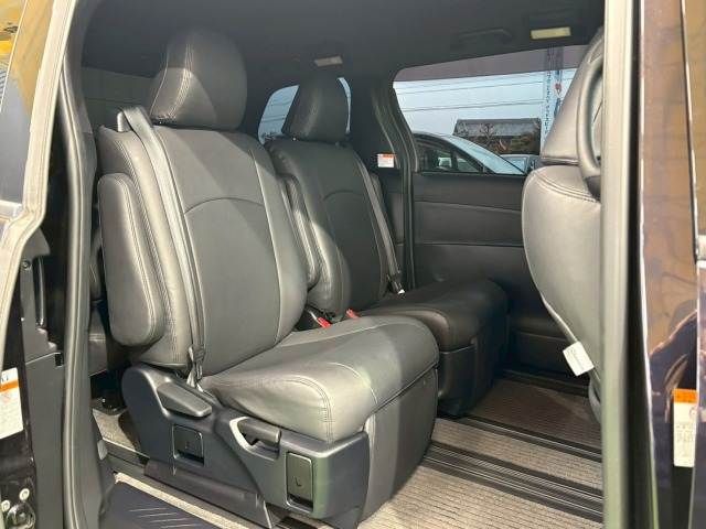 TOYOTA ESTIMA 2016 Image 31