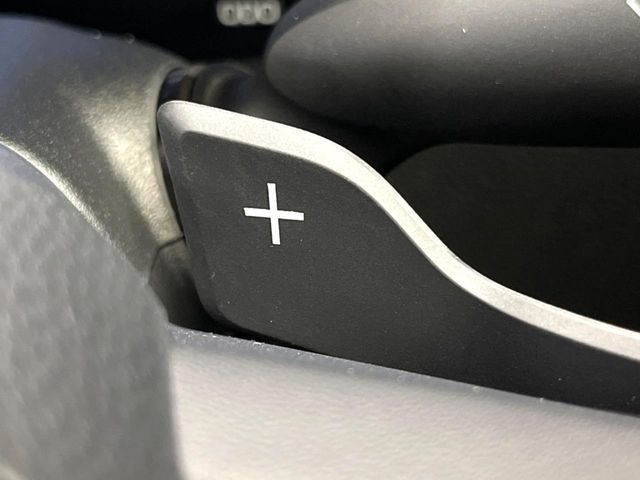 TOYOTA COROLLA CROSS HYBRID 2025 Image 31