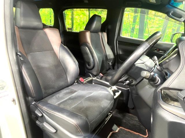 TOYOTA ALPHARD 2017 Image 31