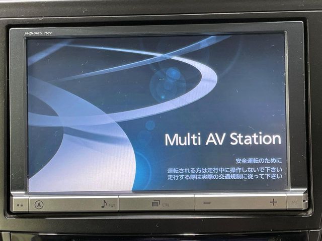 TOYOTA PRIUS ALPHA 2013 Image 31