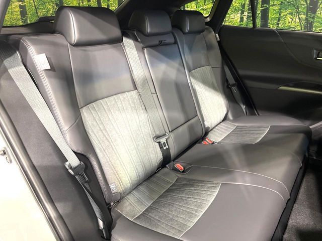 TOYOTA HARRIER HYBRID 2023 Image 31