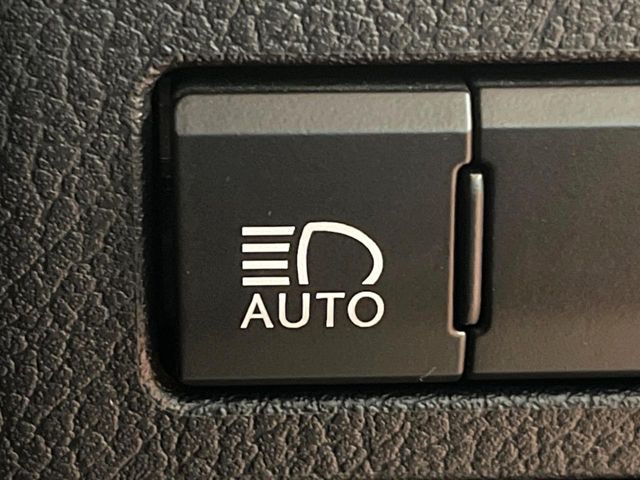 TOYOTA LEXUS NX300 2021 Image 31