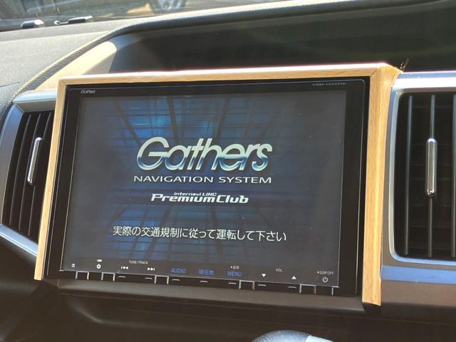 HONDA STEPWAGON SPADA 2012 Image 31