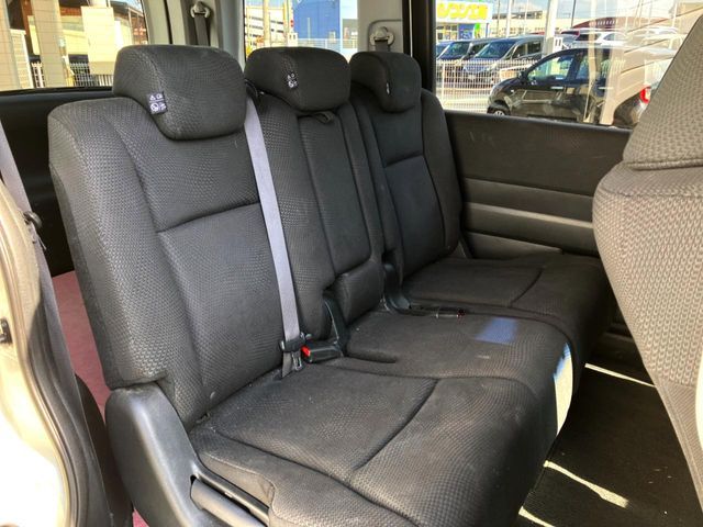 HONDA STEPWAGON SPADA 2012 Image 31