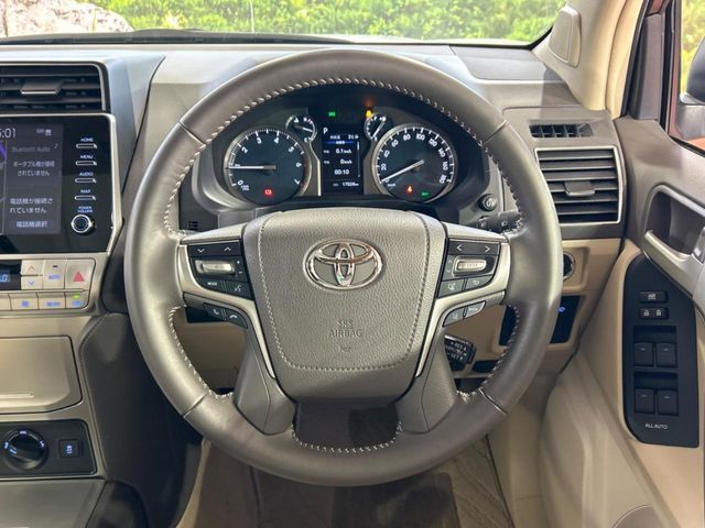 TOYOTA LANDCRUISER PRADO 2023 Image 31