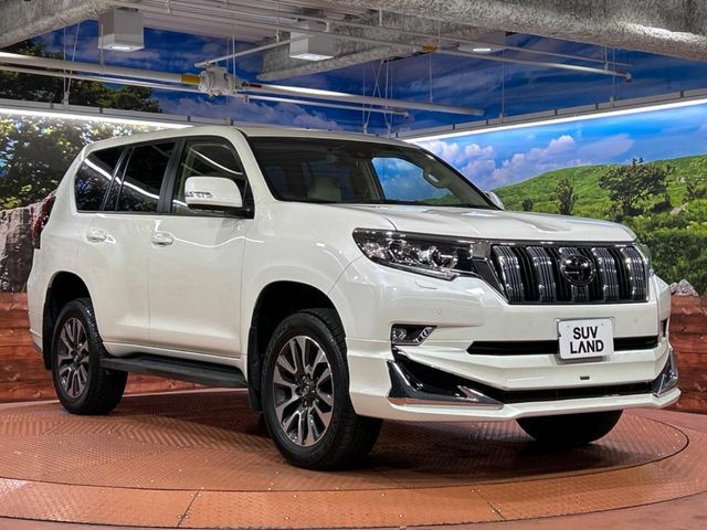 TOYOTA LANDCRUISER PRADO 2023 Image 31