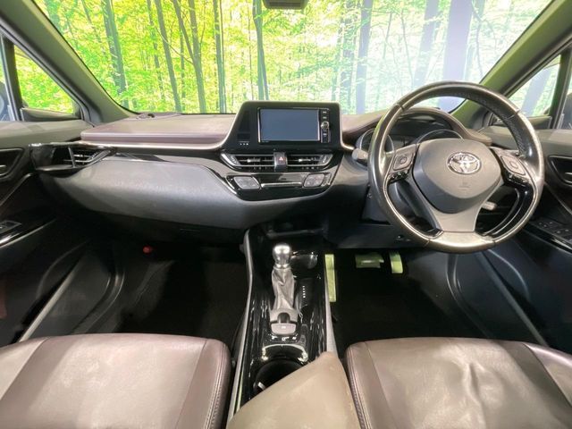 TOYOTA C-HR 2017 Image 31