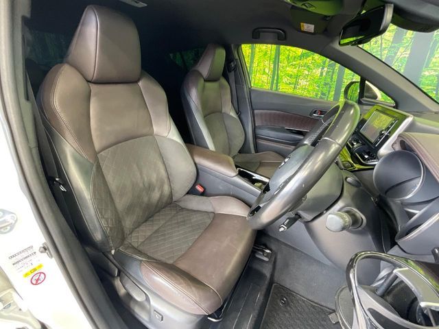 TOYOTA C-HR 2017 Image 31