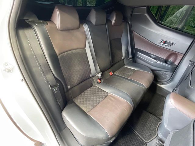 TOYOTA C-HR 2017 Image 31