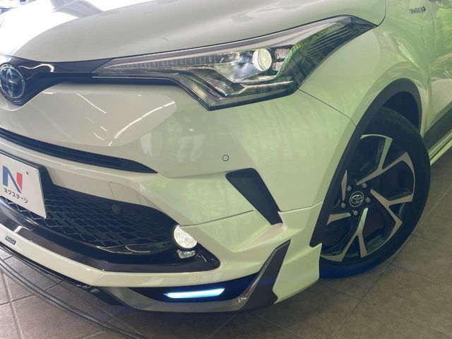 TOYOTA C-HR 2017 Image 31