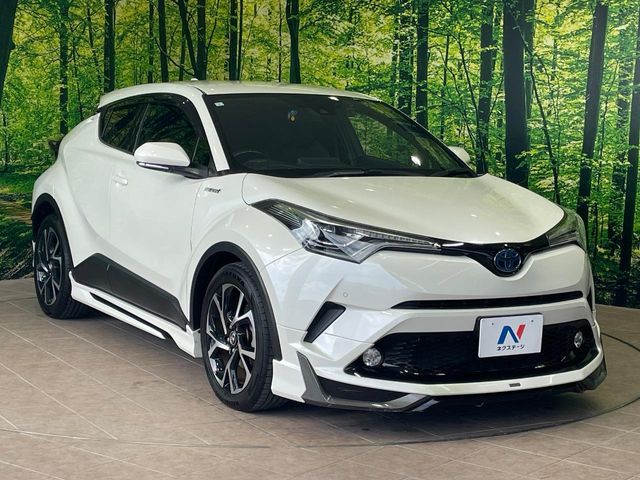 TOYOTA C-HR 2017 Image 31