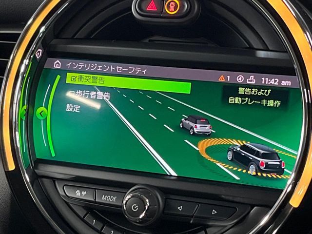 BMW MINI COOPER D 5DOOR 2021 Image 31