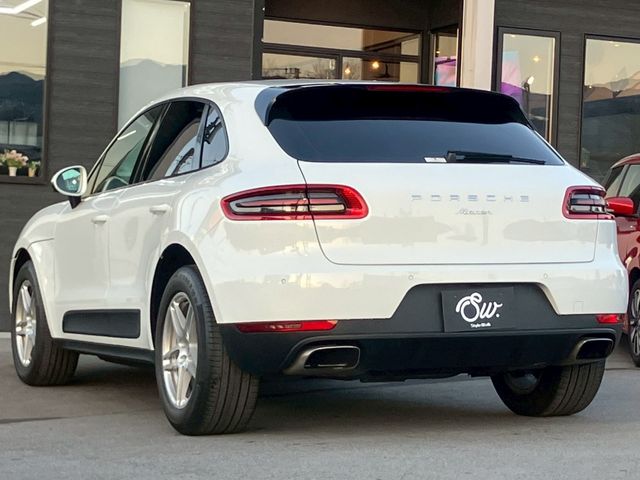 PORSCHE MACAN 2015 Image 31